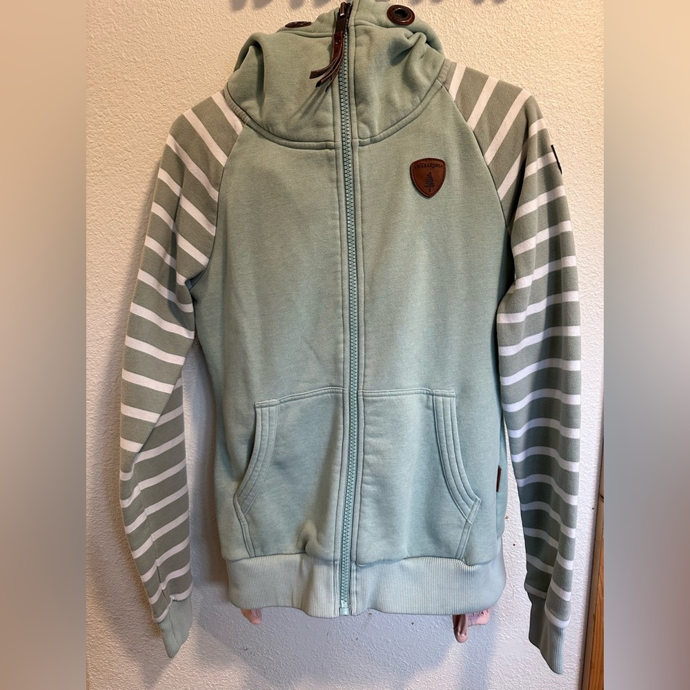 Wanakome full zip hoodies sweatshirt. In excellent condition.